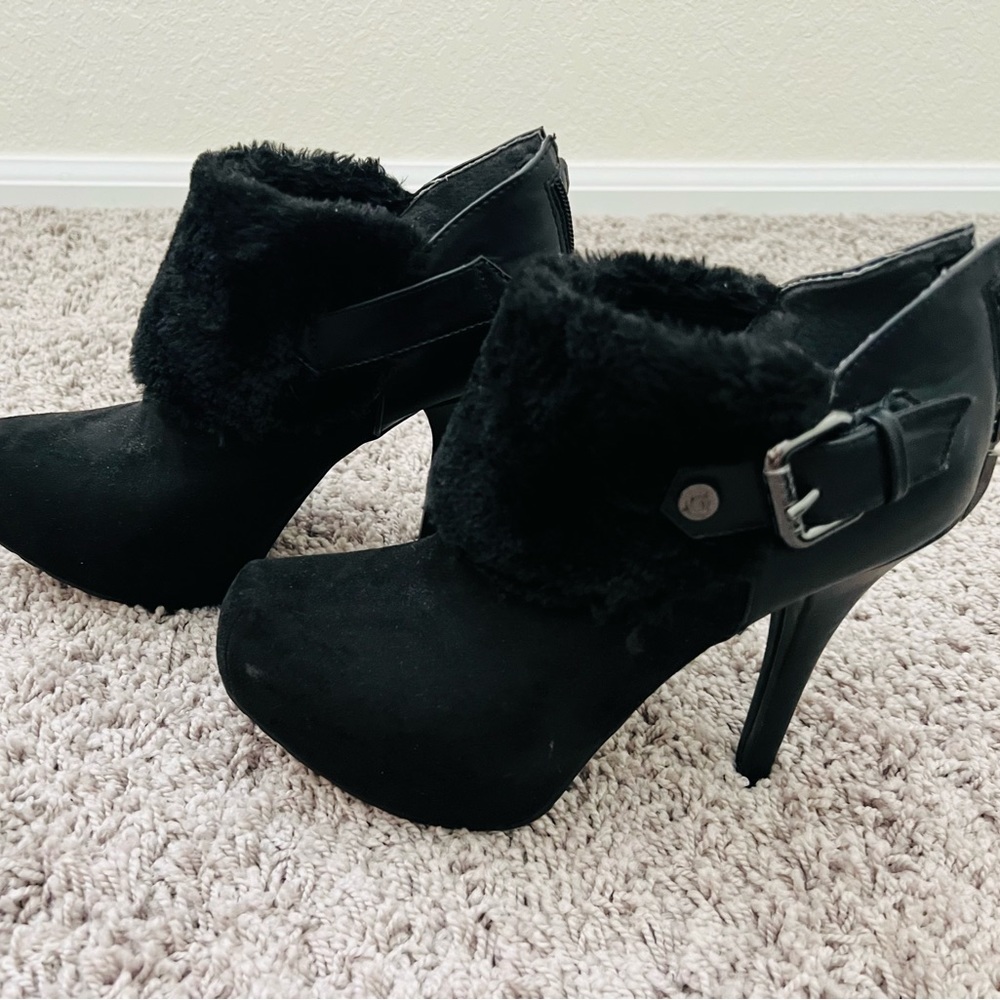 Ankle boots with heels GUESS Black